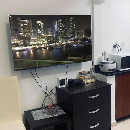 My Places Dubai Studio Apartment Escan Tower53 Exteriör bild